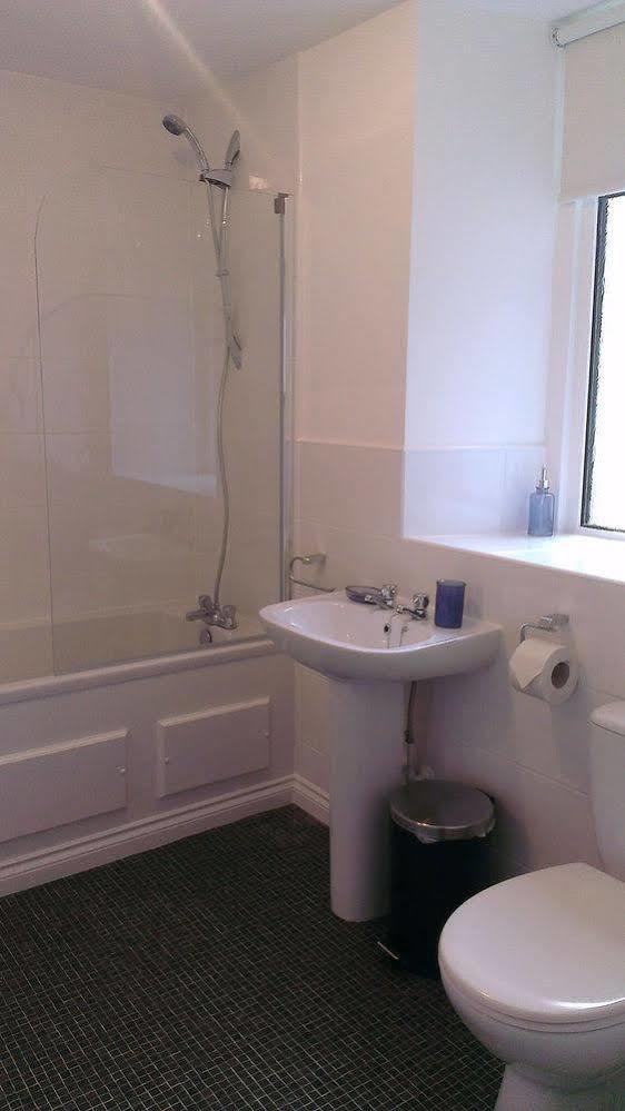 The Redhurst Hotel Glasgow Giffnock المظهر الخارجي الصورة